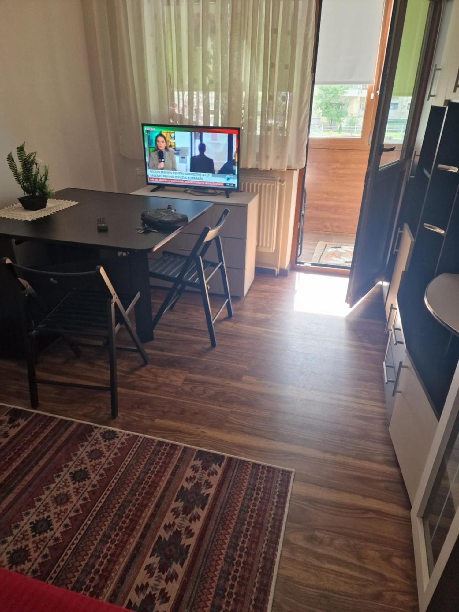 Apartment Slănic-Moldova Εξωτερικό φωτογραφία